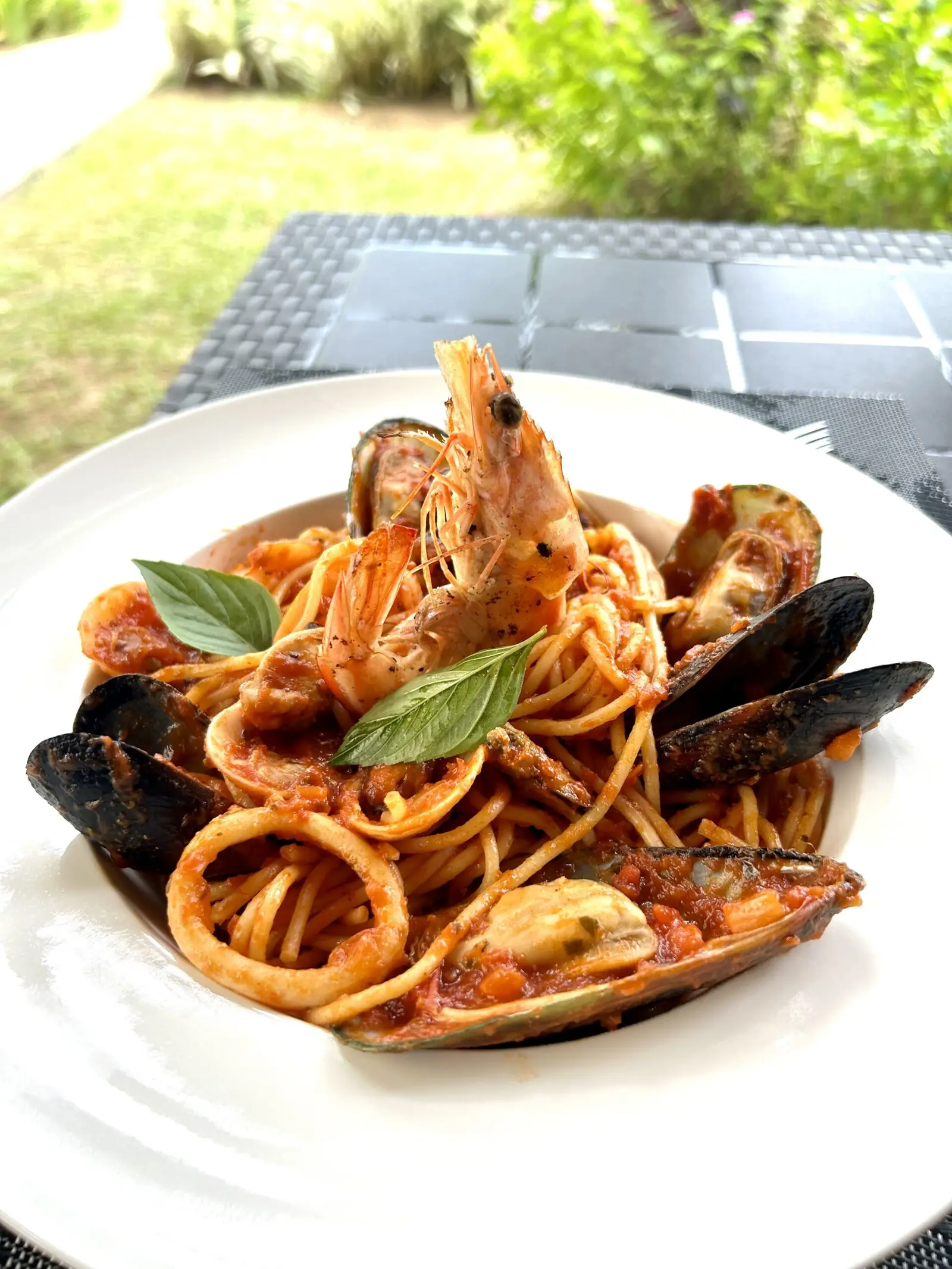 Seafood linguine